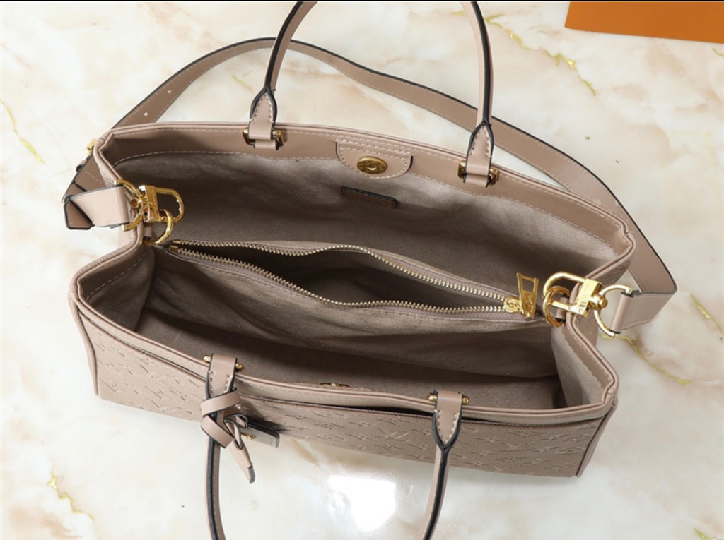 Louis Vuitton Grand Palais tote bag